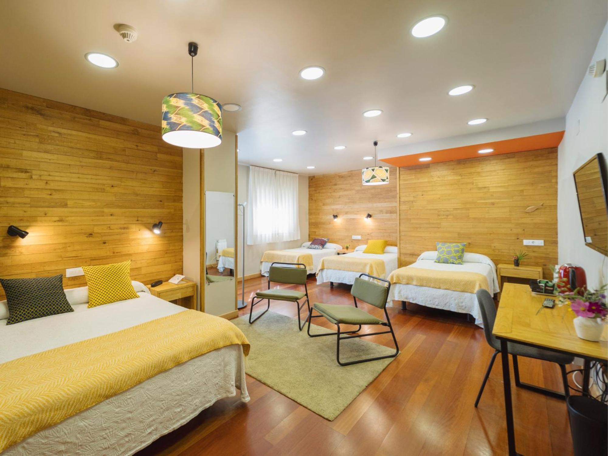 Hotel San Miguel Хихон Екстериор снимка